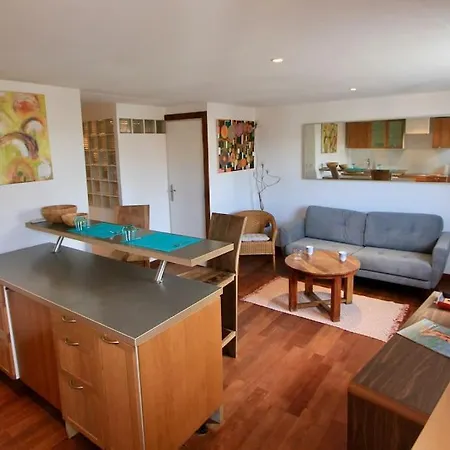 아파트 Apparemment Au Coeur De St Tropez 쎙뜨호뻬